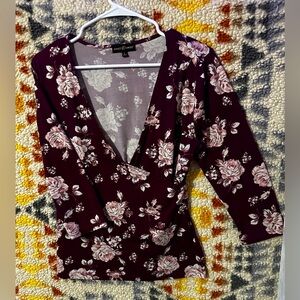 Almost Famous Flowering 3/4 Top